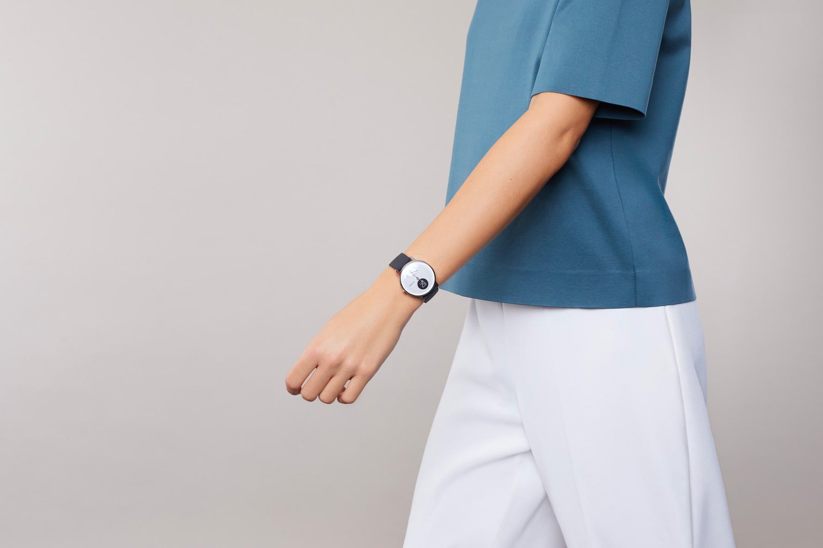 Смарт часовник Withings Steel HR Sport Hybrid Smart Watch