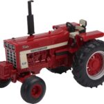 Britains International Harvester Formall 1066 Трактор