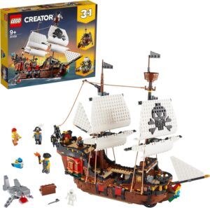 LEGO Creator – 3 в 1 Пиратски кораб (31109)